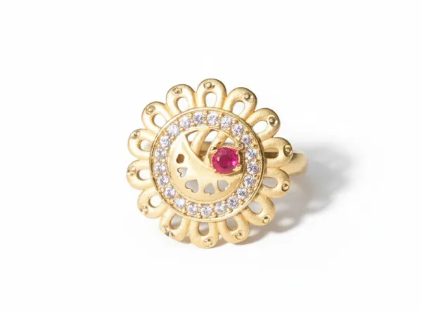 Gold_Chandra_Statement_Ring_For_Women